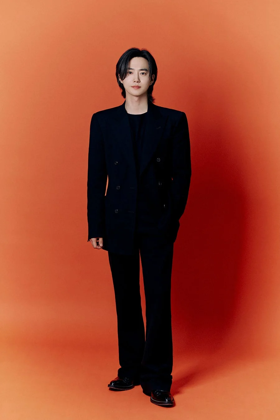 インタビューに応じるスホさん