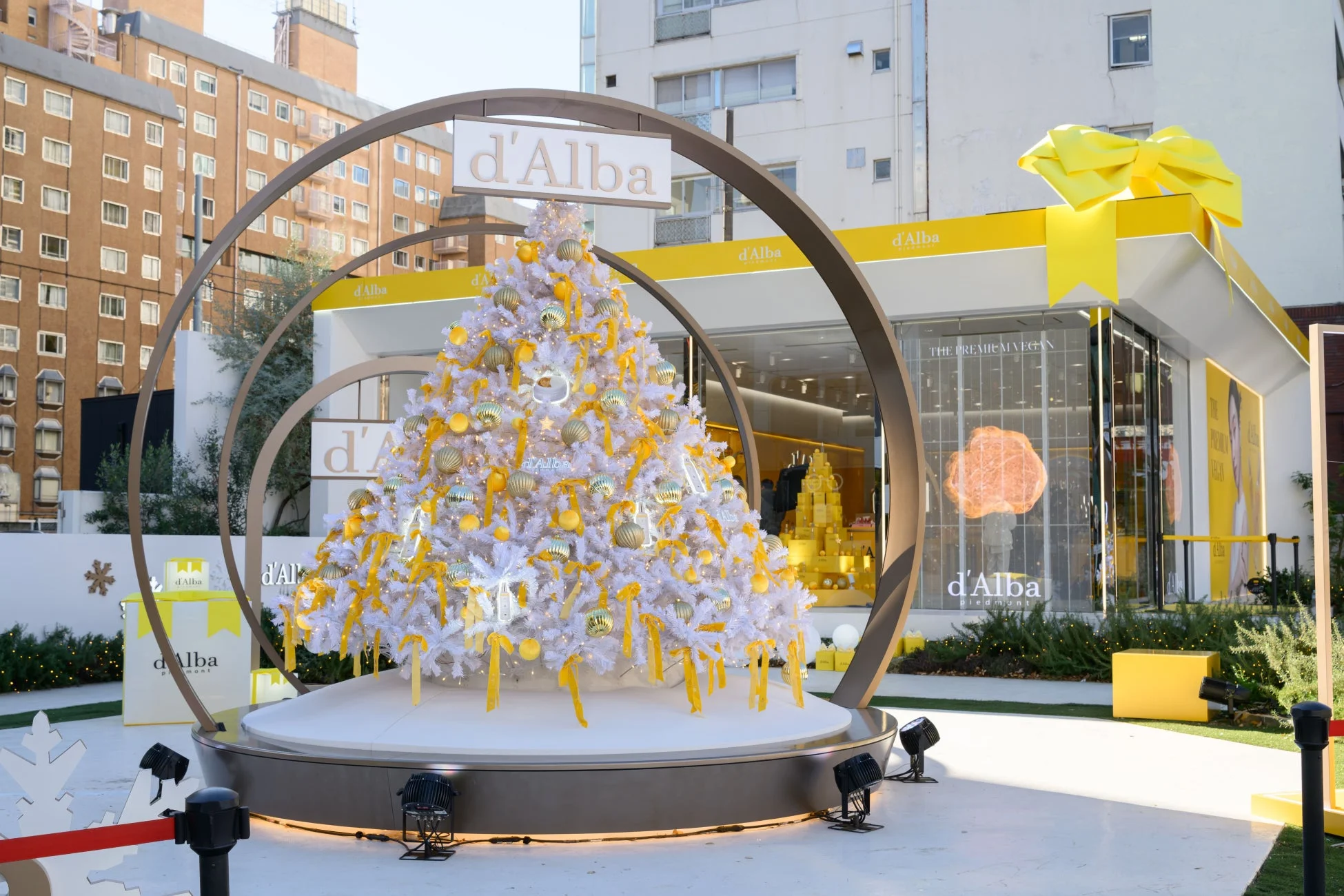 ハラカド・表参道ポップアップのクリスマスツリー