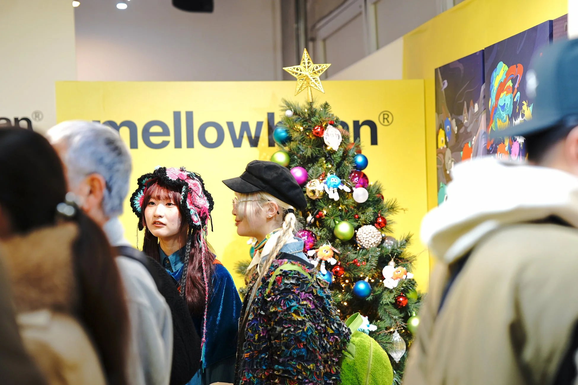 イベントを楽しむ来場者たち