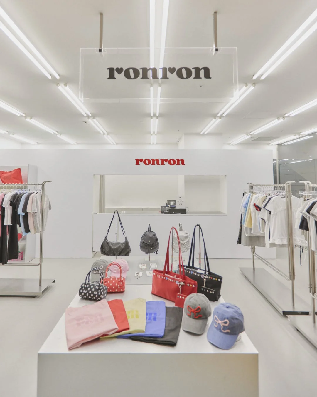 RONRON店舗内装